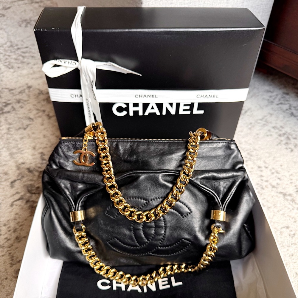 SOLD❌CHANEL RODEO DRIVE BLACK LEATHER CC GOLD CHAIN HOBO SHOULDER BAG + Box - Picture 4 of 16